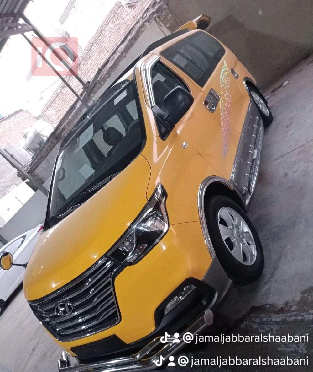 Hyundai Starex